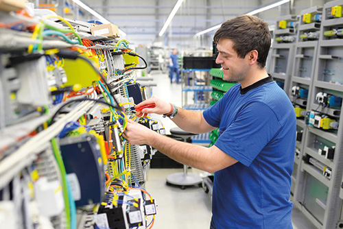 Industrieelektriker/in - Betriebstechnik