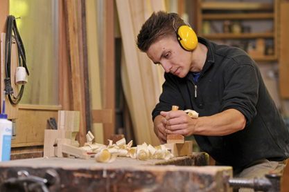 Holzmechaniker/in - Herstellen von Möbeln und Innenausbauteilen