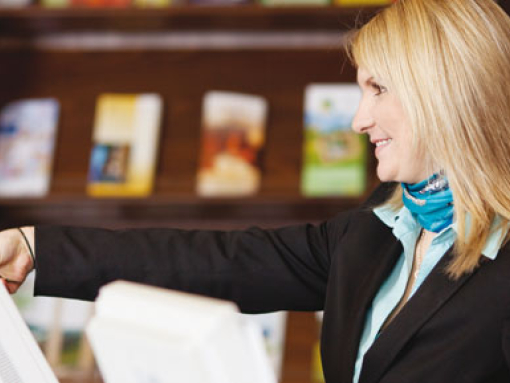 Bild für Berufsfeld Dienstleistung | &copy; Fotolia | Urheber: contrastwerkstatt