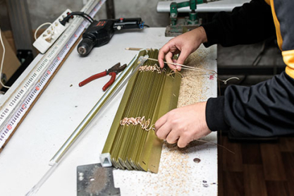 Rollladen- und Sonnenschutzmechatroniker/in