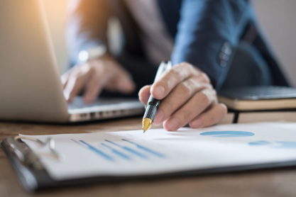 Duales Studium Diplom-Finanzwirt/in (Steuerakademie)