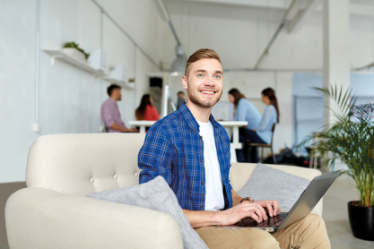 Duales Studium Engineering technischer Systeme - adpic | Urheber: lev dolgachov