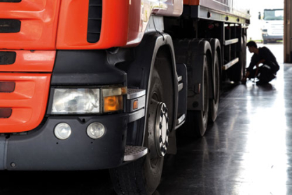 KFZ-/Kraftfahrzeugmechatroniker/in - Nutzfahrzeugtechnik (m/w/d) KFZ-/Kraftfahrzeugmechatroniker/in - Nutzfahrzeugtechnik (m/w/d)