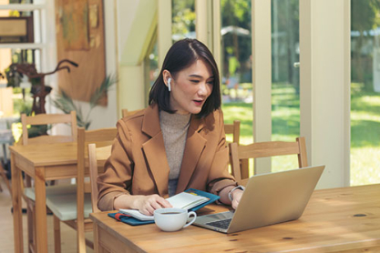 Duales Studium BWL – Finanzdienstleistungen (m/w/d) Duales Studium BWL – Finanzdienstleistungen (m/w/d)
